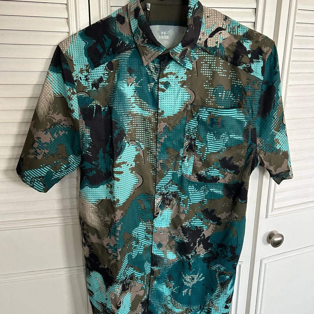 Under Armour Green and Brown Casual Button Down Shirt